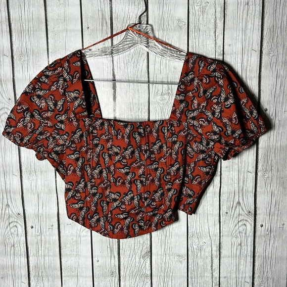 O.L.M. Smocked butterfly print cropped top size XL - Picture 1 of 6